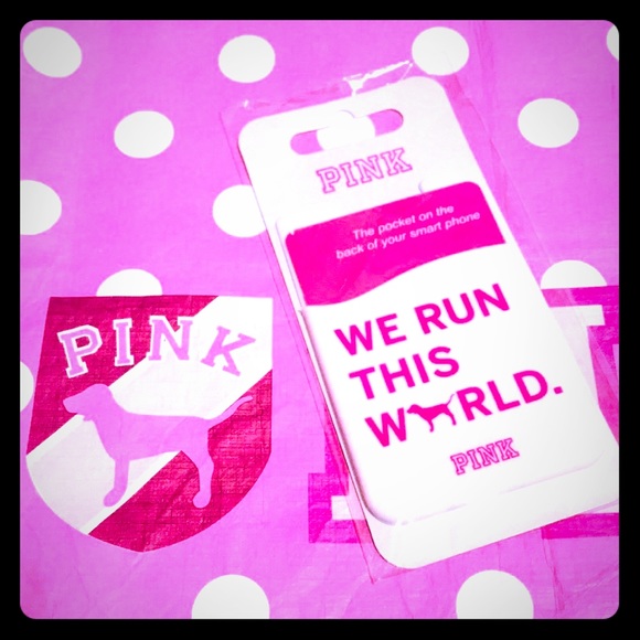 💕ⓅⒾⓃⓀ ⓋⓈ “We Run This World” Phone Wallet💕 - Picture 1 of 3